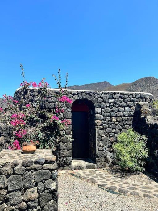 Dammuso - La Piccola Giara - Villa Pantelleria Bagian luar foto
